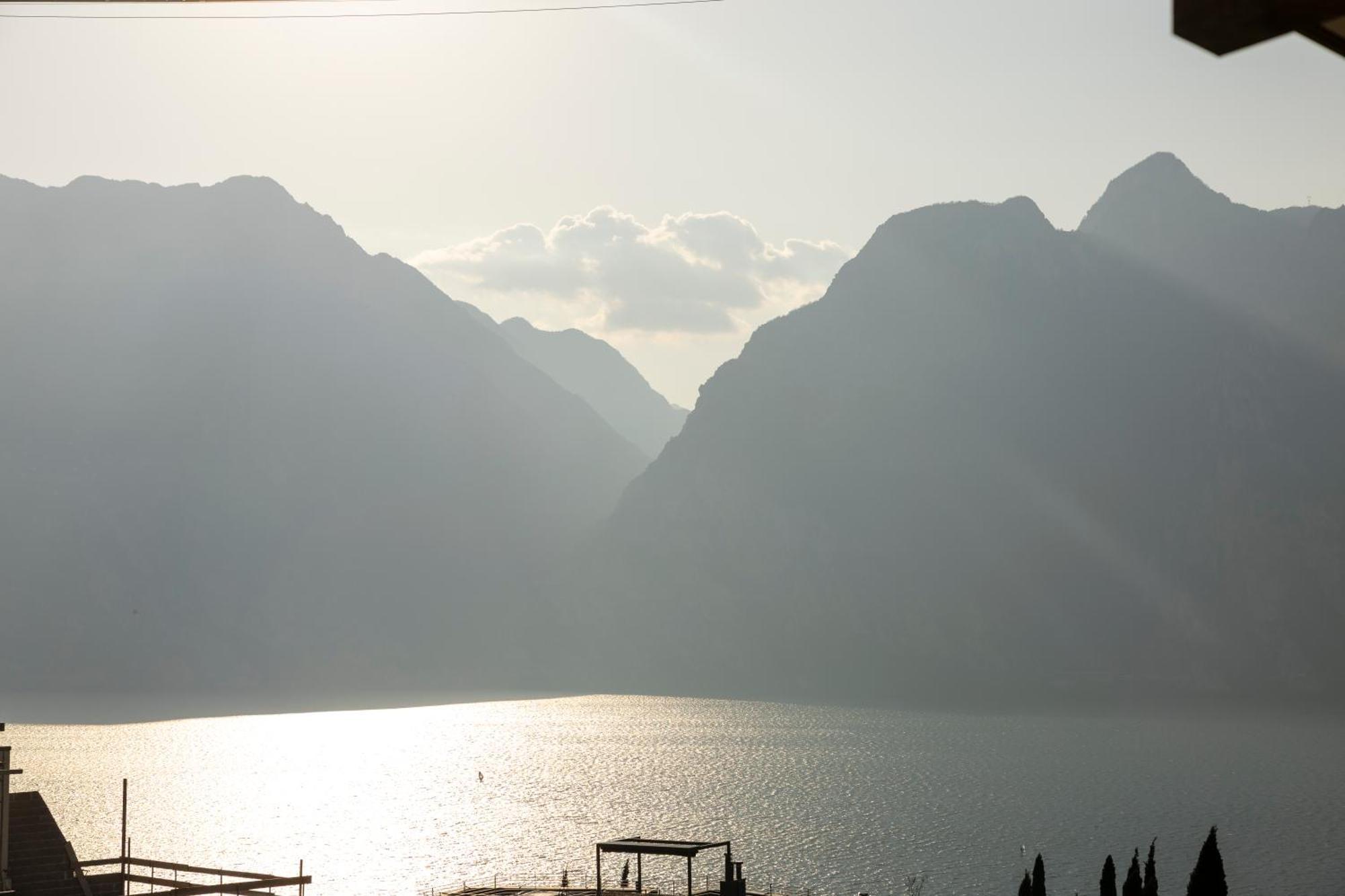 Hi Hotels Torbole - Pool & Spa Torbole Sul Garda ภายนอก รูปภาพ