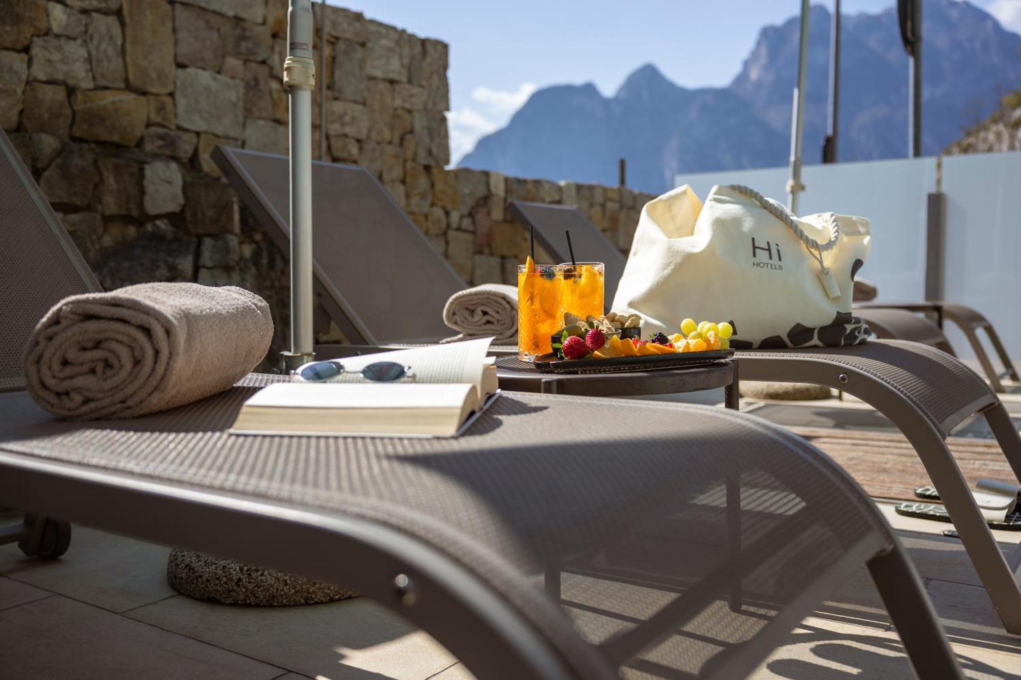 Hi Hotels Torbole - Pool & Spa Torbole Sul Garda ภายนอก รูปภาพ