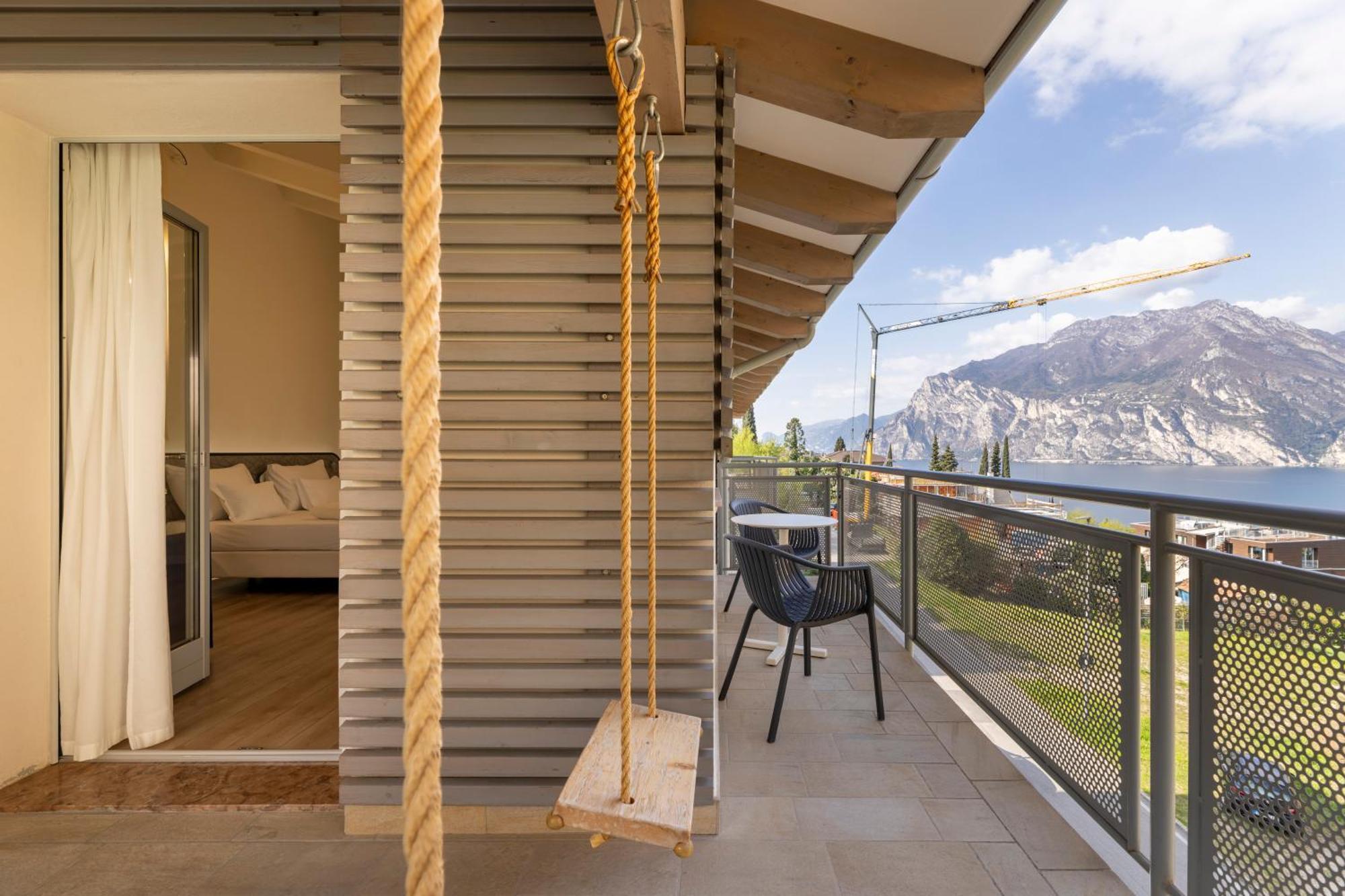 Hi Hotels Torbole - Pool & Spa Torbole Sul Garda ภายนอก รูปภาพ