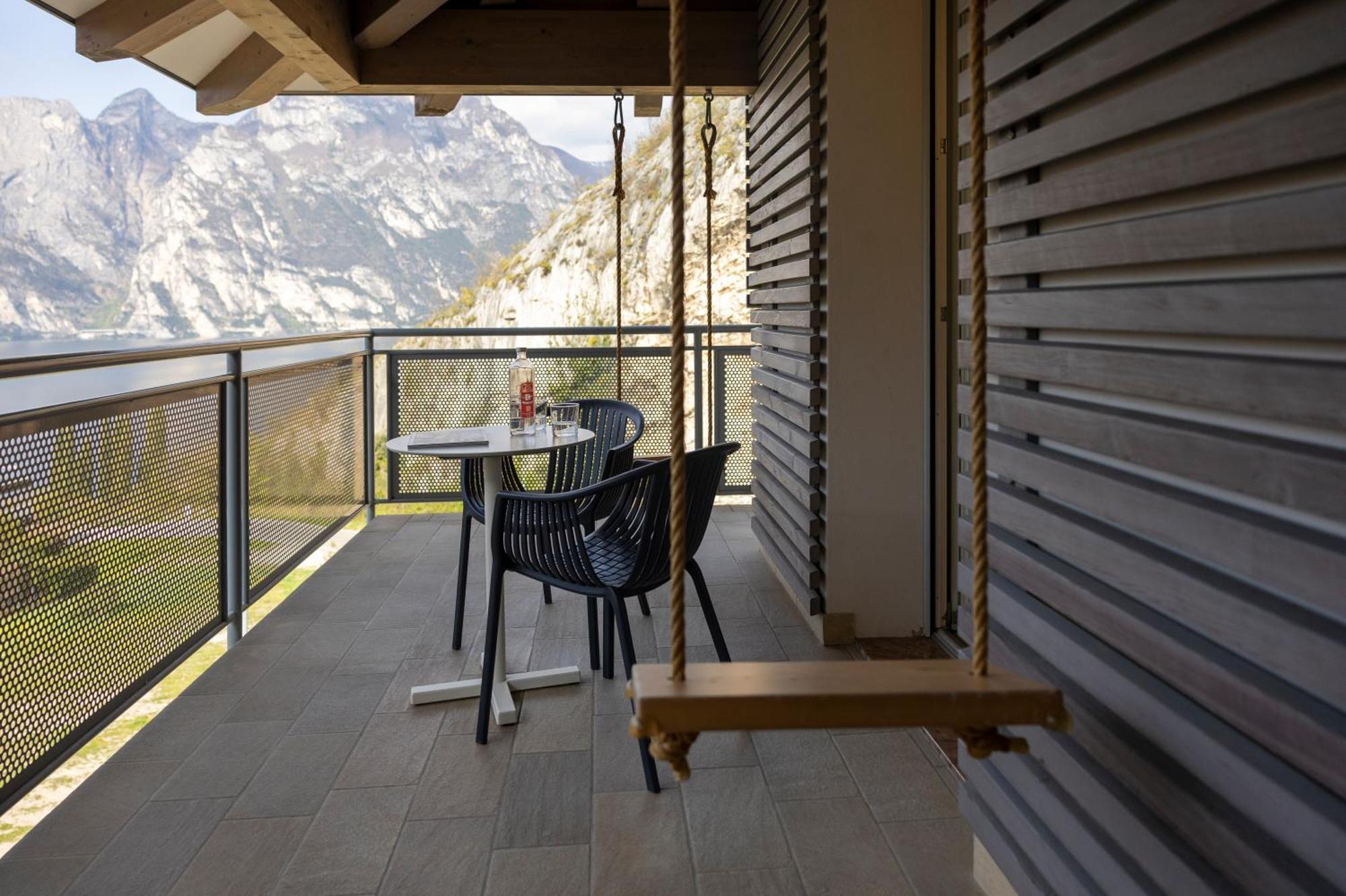 Hi Hotels Torbole - Pool & Spa Torbole Sul Garda ภายนอก รูปภาพ