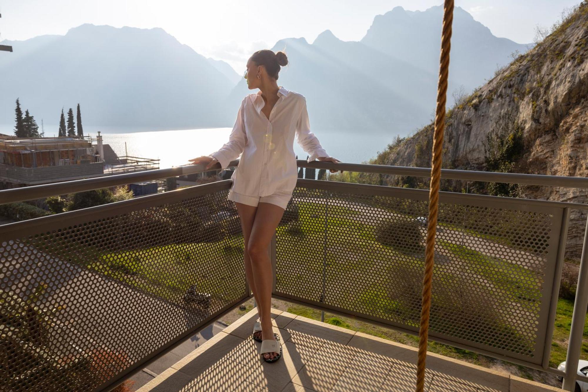 Hi Hotels Torbole - Pool & Spa Torbole Sul Garda ภายนอก รูปภาพ