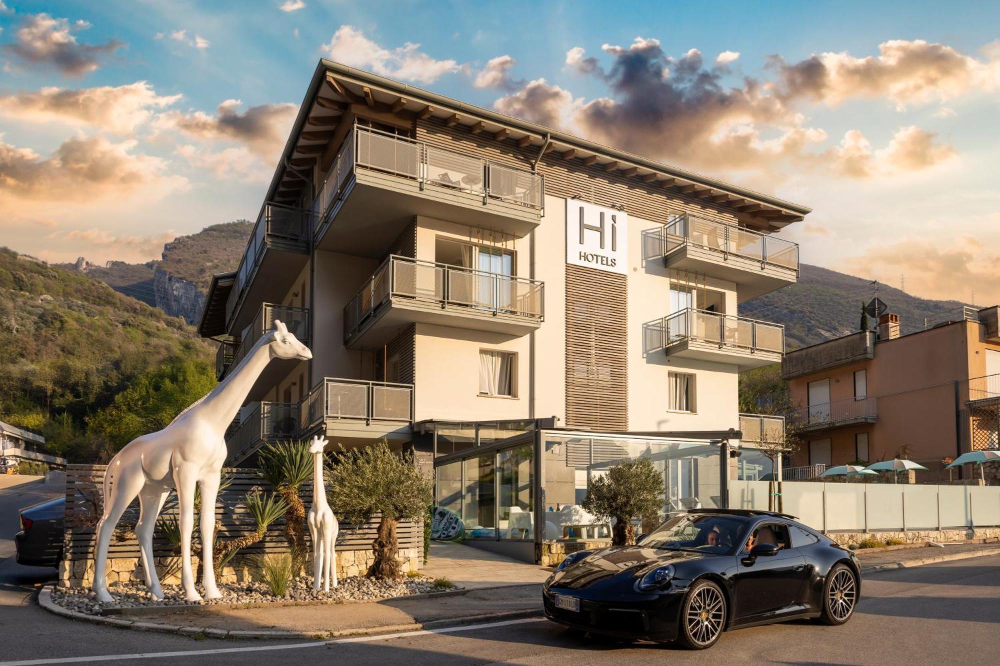 Hi Hotels Torbole - Pool & Spa Torbole Sul Garda ภายนอก รูปภาพ