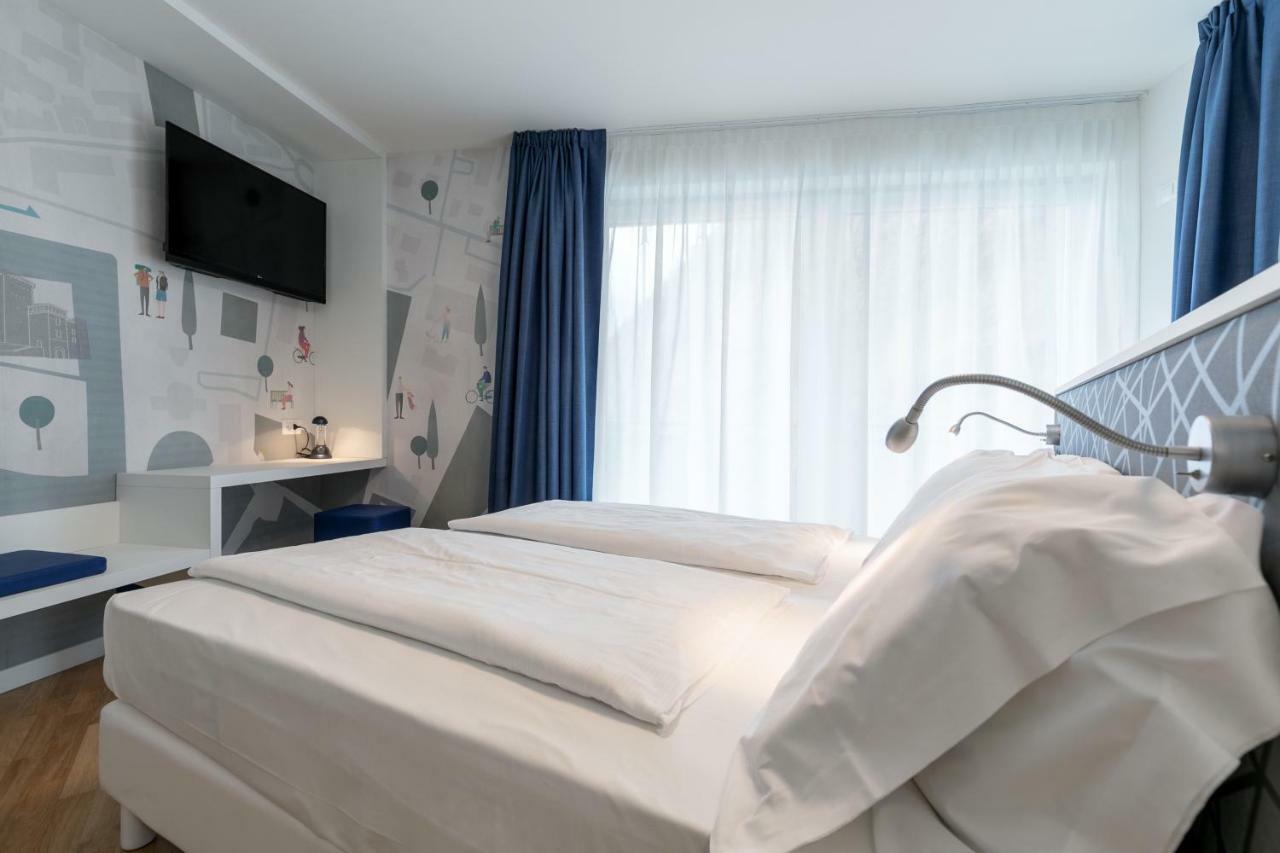Hi Hotels Torbole - Pool & Spa Torbole Sul Garda ภายนอก รูปภาพ